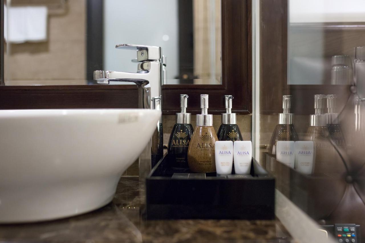 Alisa Hotel & Spa Hanoi Exteriör bild