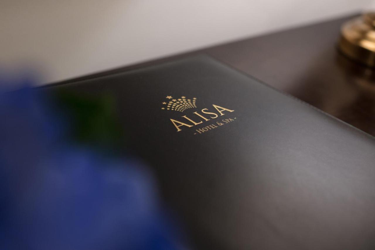 Alisa Hotel & Spa Hanoi Exteriör bild
