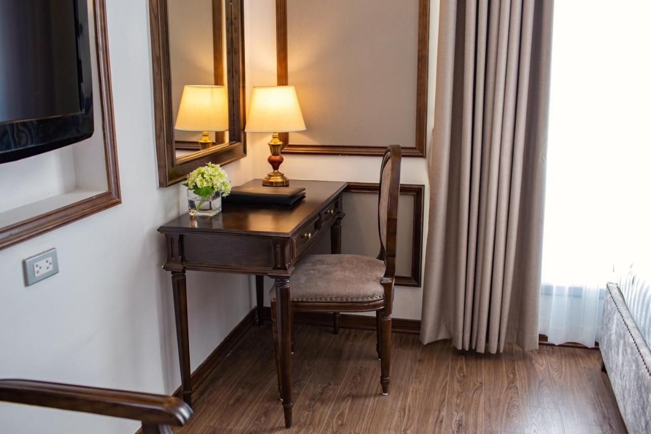 Alisa Hotel & Spa Hanoi Exteriör bild